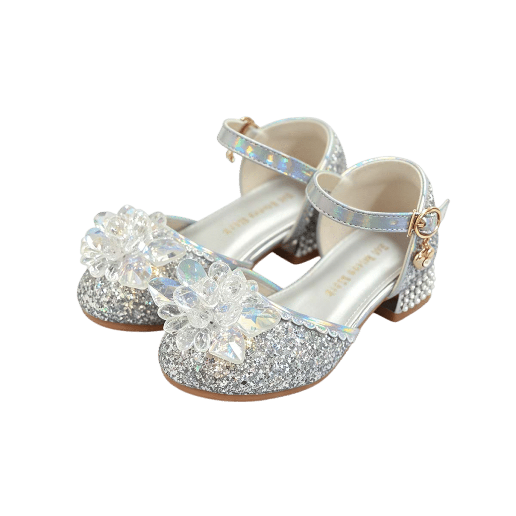 Zilveren prinsessenschoentjes met kleine hakjes, glitters, bloemversiering en enkelbandjes