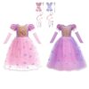 Combideal met twee Rapunzel prinsessenjurken in roze en paars, inclusief handschoenen, sieraden, toverstokken en diademen van Het Betere Merk.